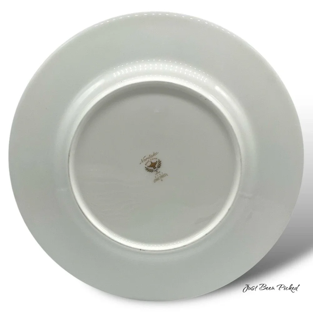 Noritake Grand Terrace Dinner Plate 10.5" Blue Floral Gold Trim 9757 Japan - Picture 2 of 2